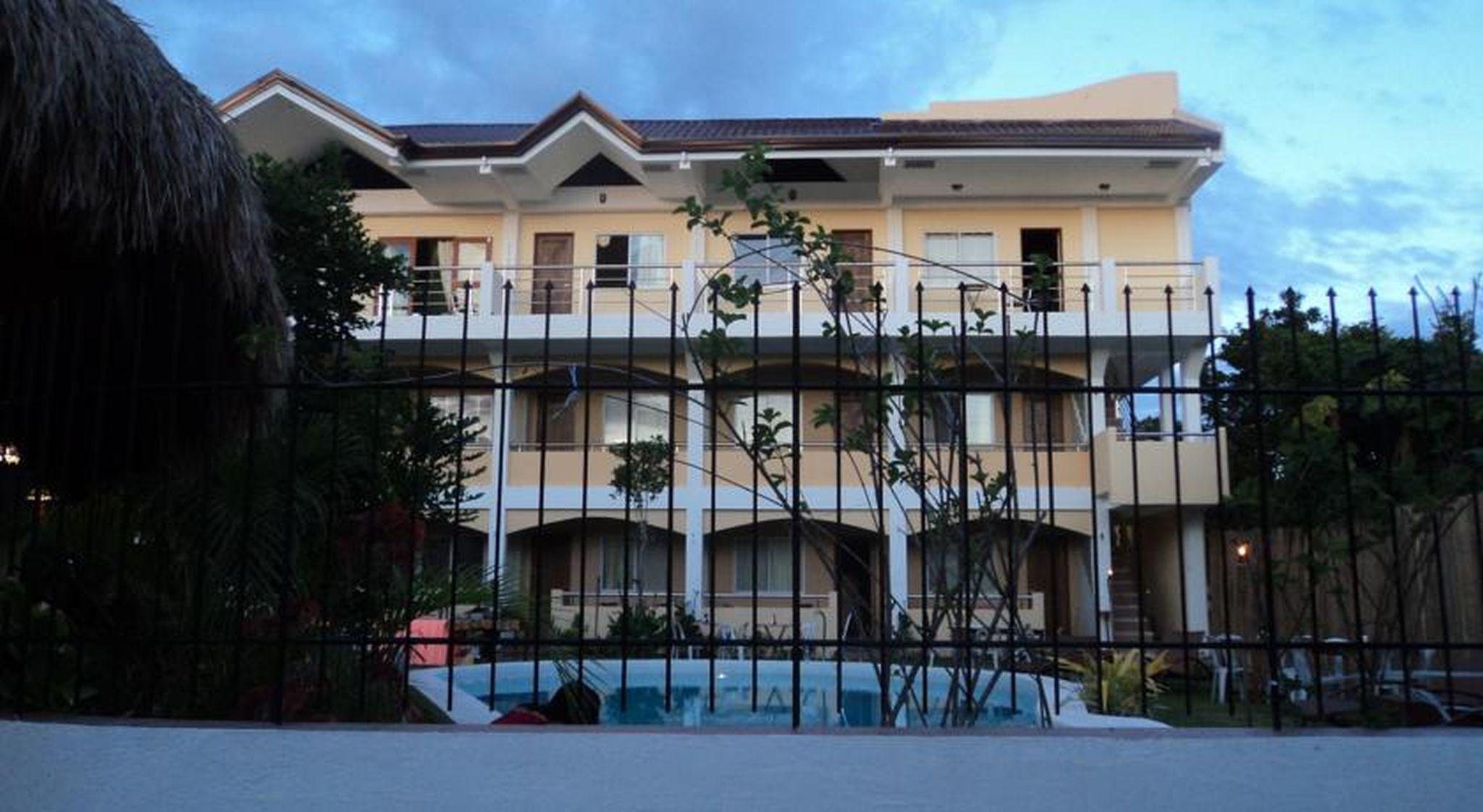 Vanilla Sky Dive Resort Bolod  Exterior photo